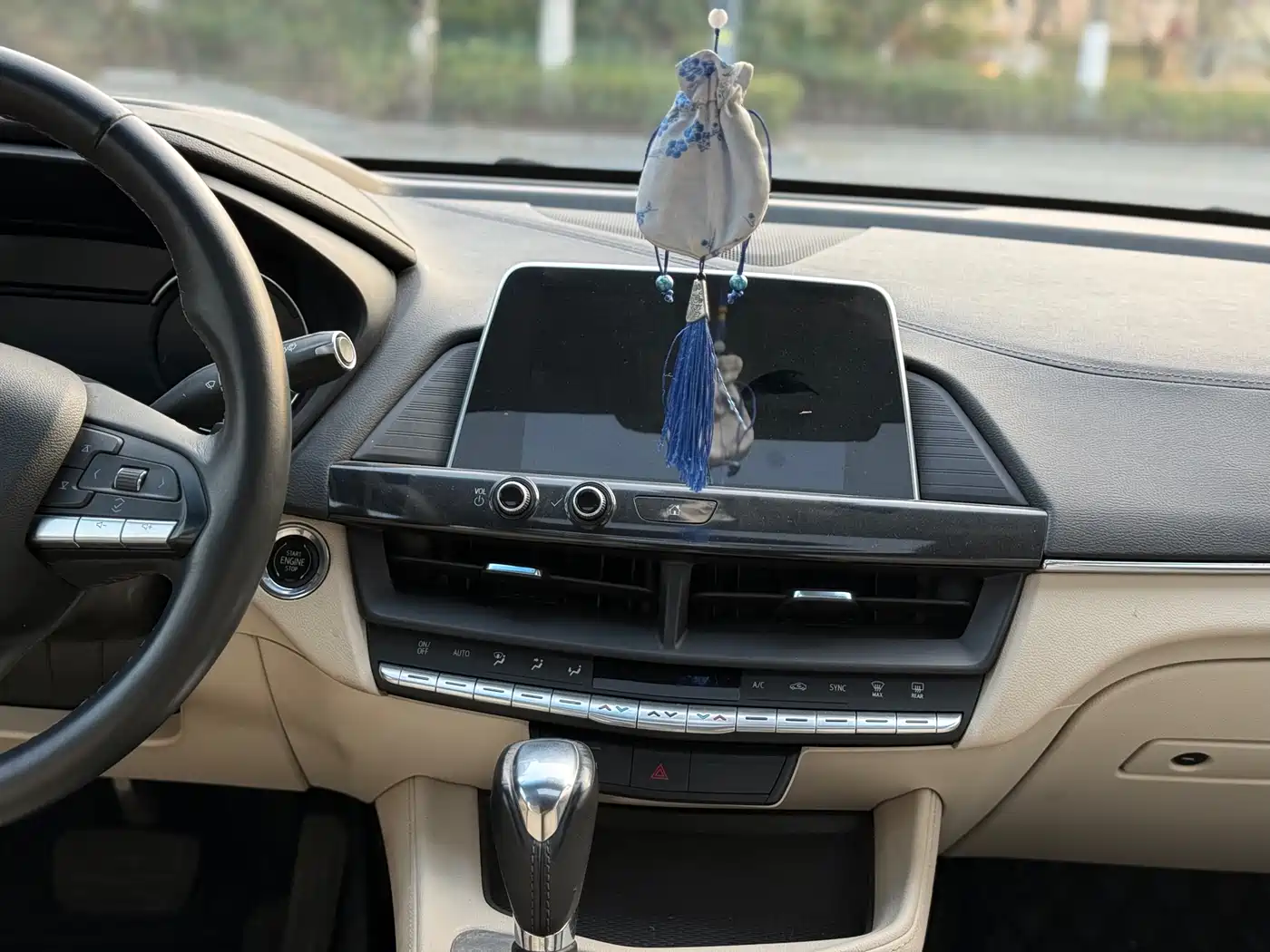 Cadillac CT4 2023 25T Luxury Model фото 8