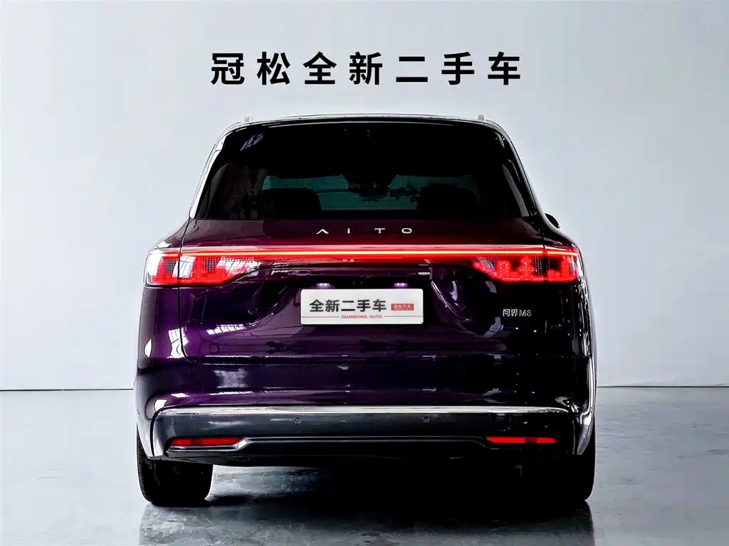 AITO Wenjie AITO M8 2025 Range Extender Max+ Edition 53.4kWh 5-seater фото 5