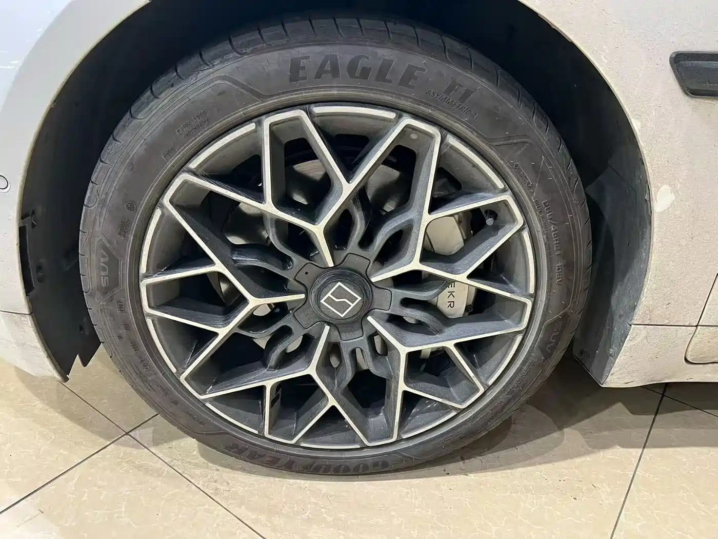 ZEEKR EXTREME KRYPTON 001