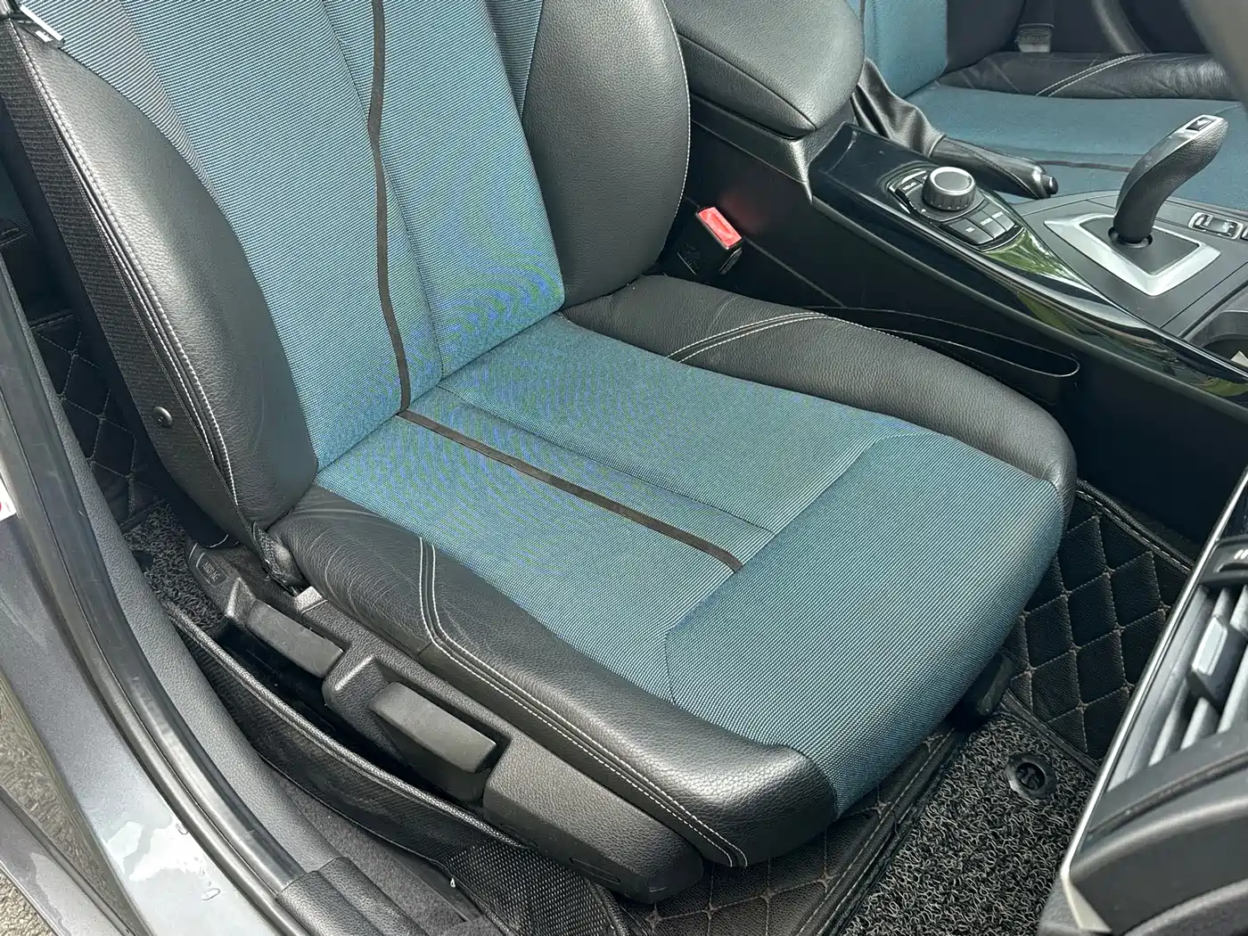 BMW 1 Series (Import) 2012 116i Urban Edition фото 9