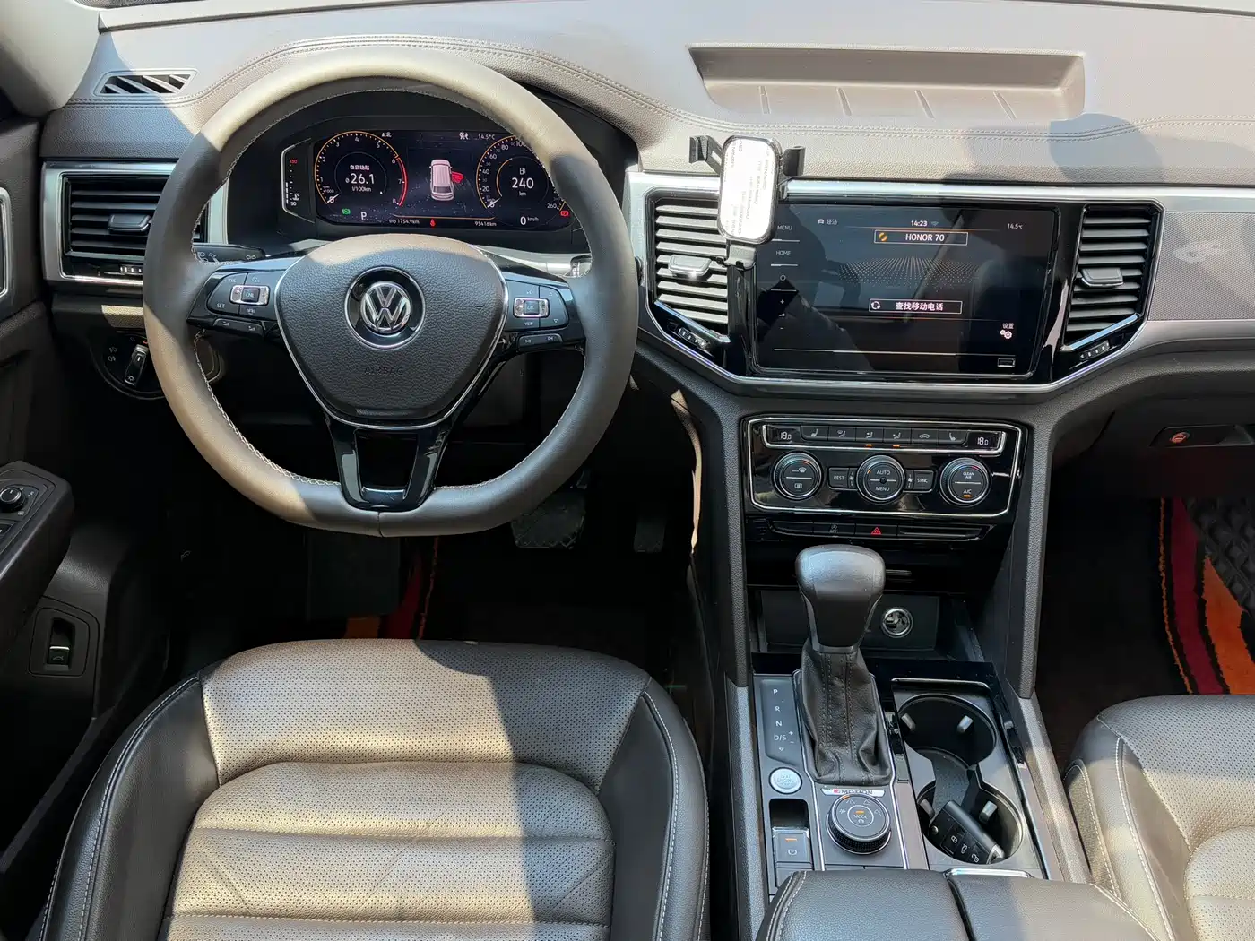Volkswagen Teramont 2020 380TSI 4WD Luxury Edition China VI фото 22