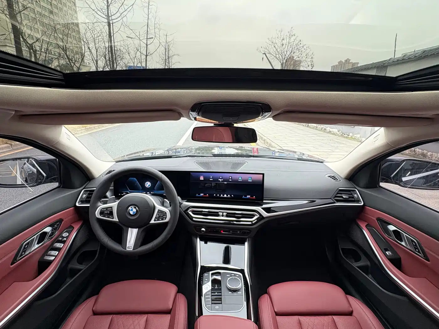 BMW 3 Series 2024 320Li M Sport Package фото 13