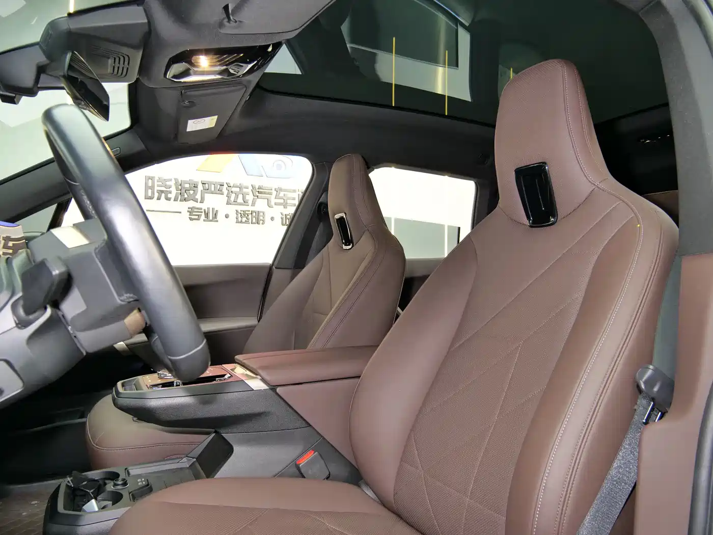 BMW iX 2022 xDrive40 фото 9