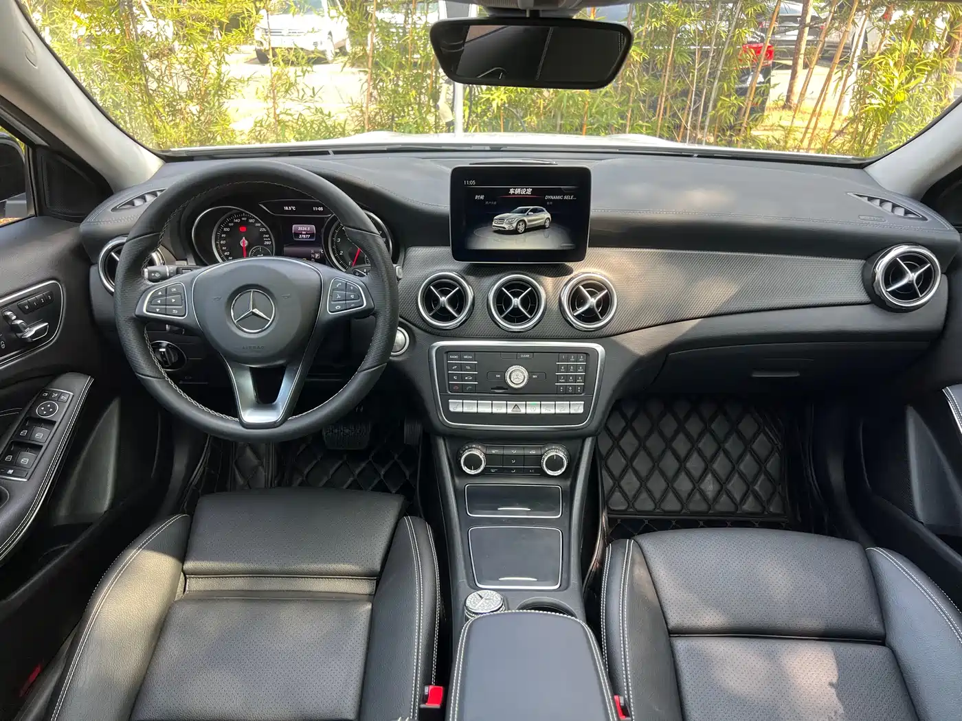 Mercedes-Benz GLA 2018 GLA 220 4MATIC Sport фото 4