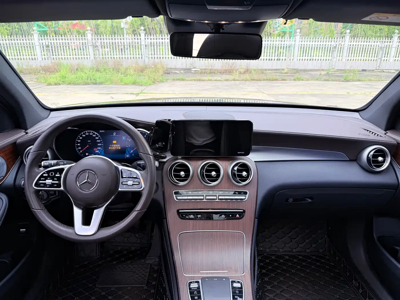 Mercedes-Benz GLC 2021 GLC 300 L 4MATIC Luxury фото 5