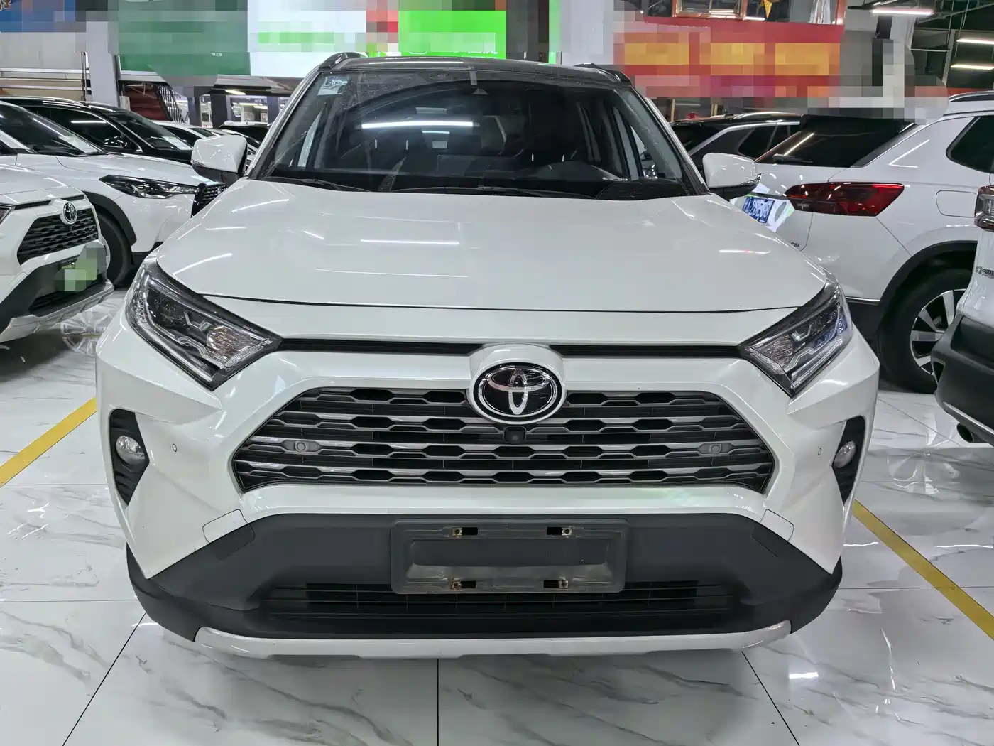 Toyota RAV4 Rongfang 2022 2.0L CVT 4WD Premium Edition фото 2