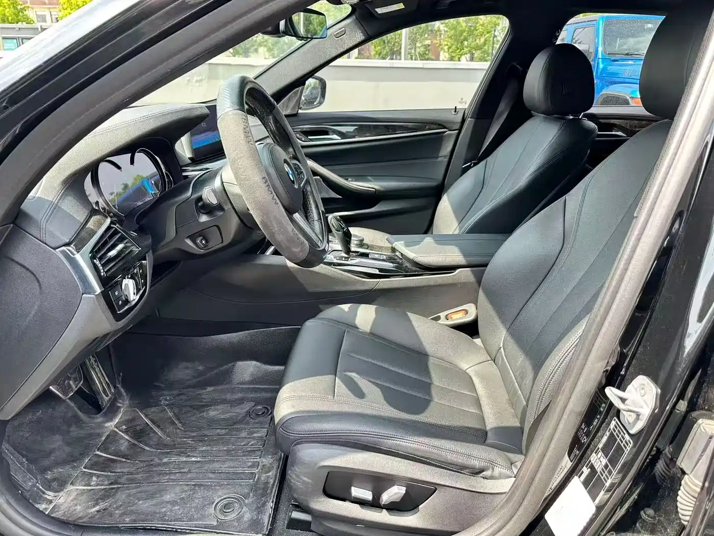 BMW 5 Series 2018 525Li M Sport Package фото 3