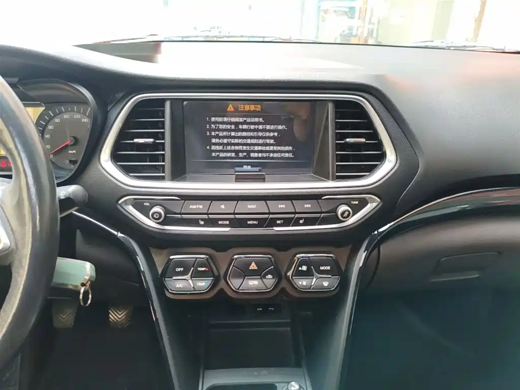 GAC Trumpchi Trumpchi GS4 2017 235T Manual 2WD Luxury фото 13
