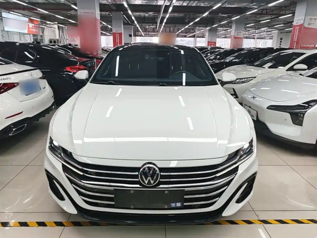 Volkswagen FAW-Volkswagen CC 2021 330TSI Dazzle Edition фото 3