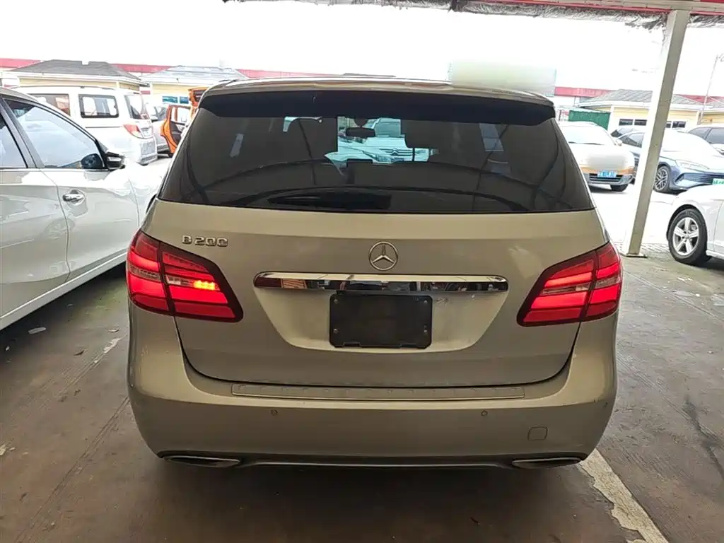 Mercedes-Benz B-Class 2015 B 200 Style фото 6