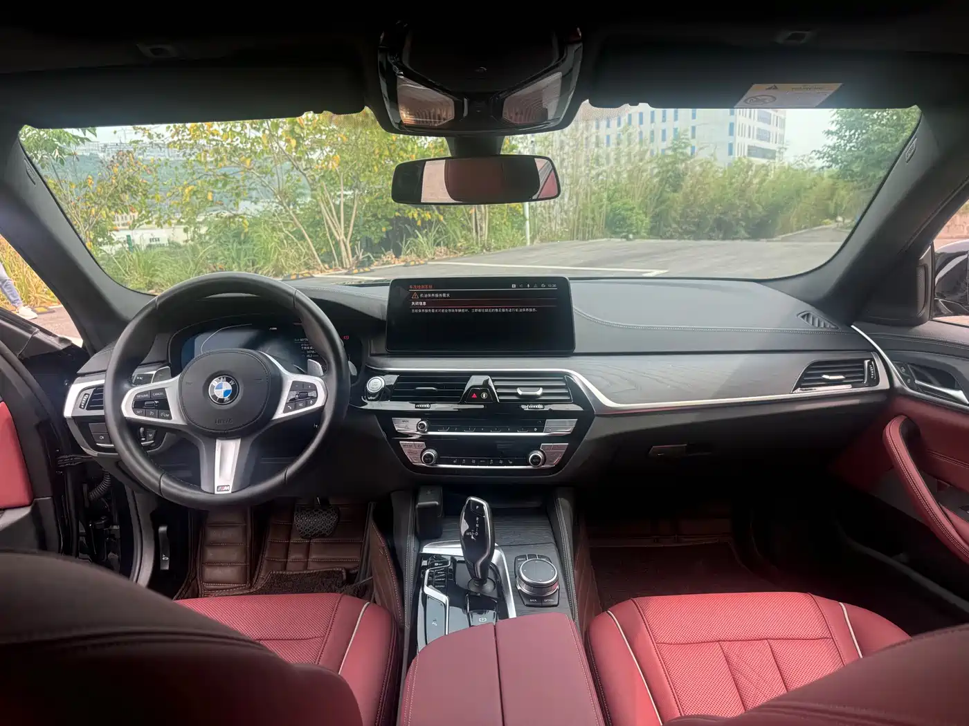 BMW 5 Series 2022 530Li Leading M Sport Package фото 9