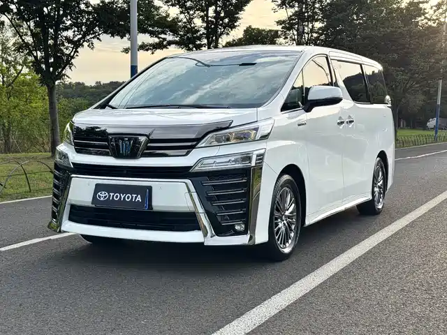 Toyota Vellfire 2022