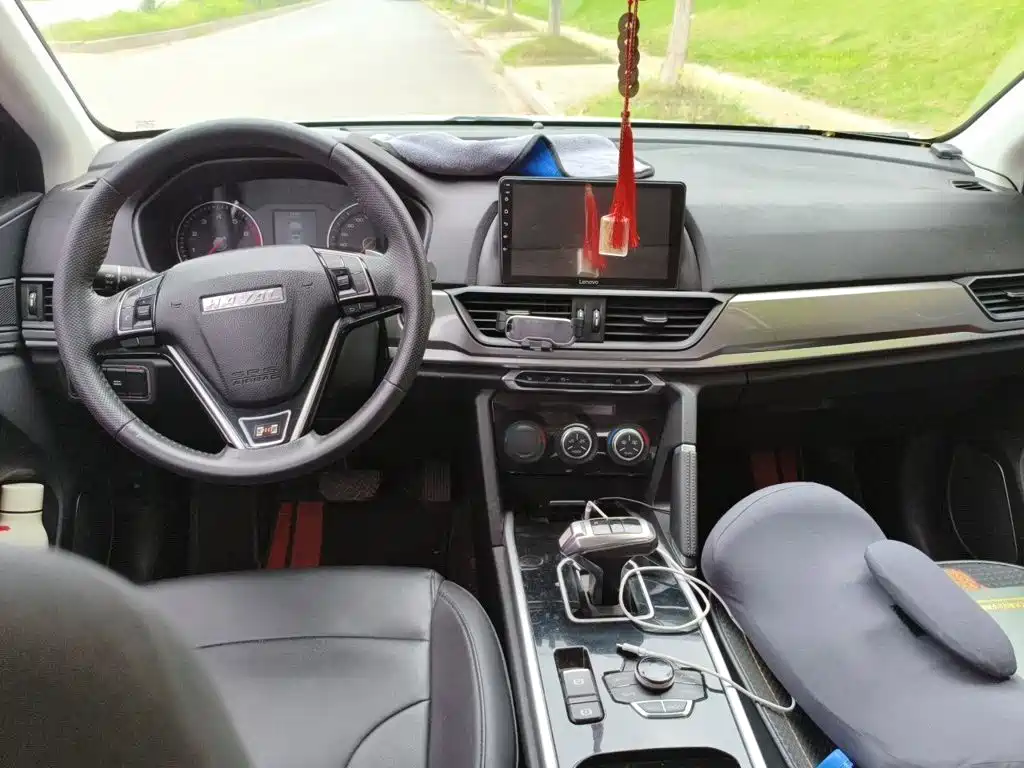 Фото 13 - Haval H6