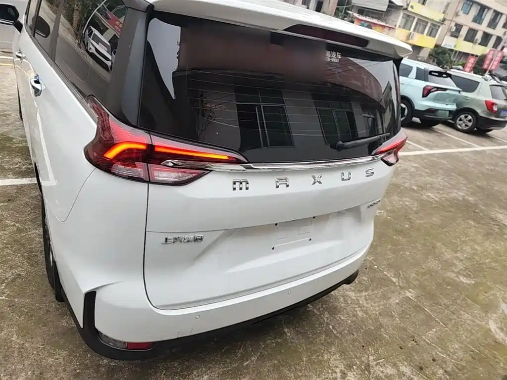 Фото 6 - Maxus Maxus G50
