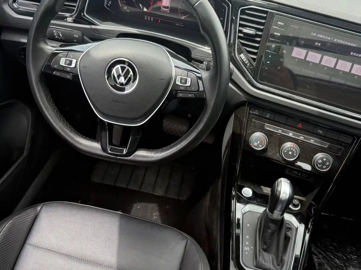Volkswagen T-Roc, миниатюра 13