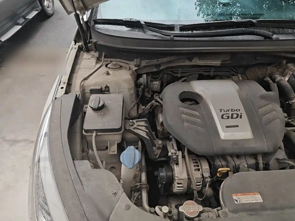 صورة 21 - Hyundai Sonata