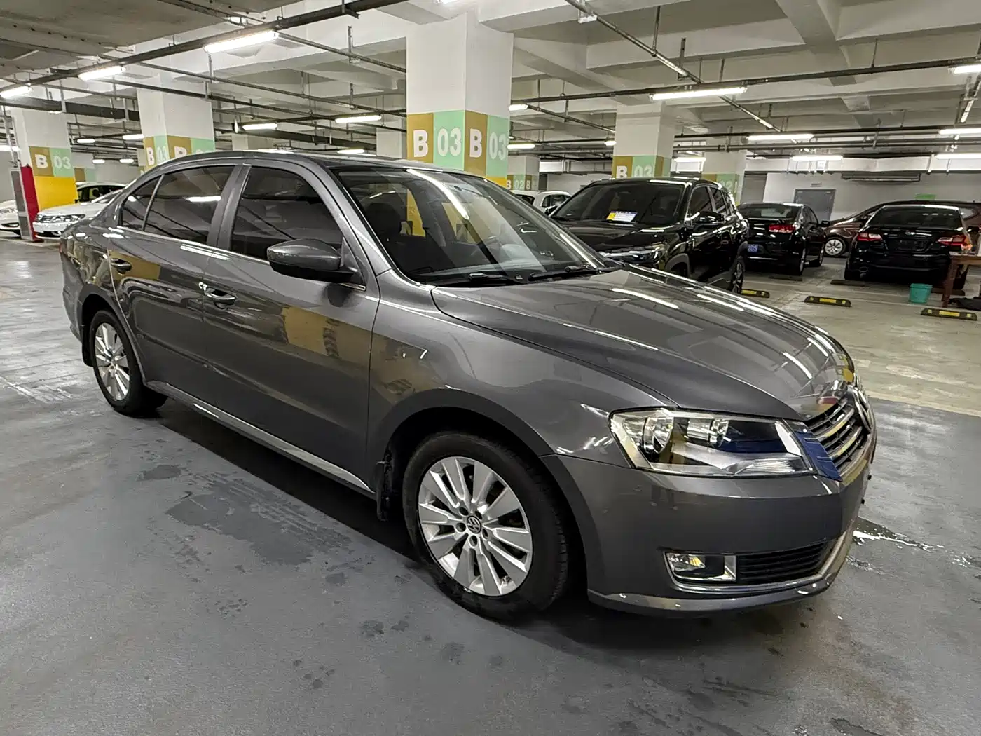 Volkswagen Lavida 2013 Facelift Classic 1.6L Automatic Comfort фото 5
