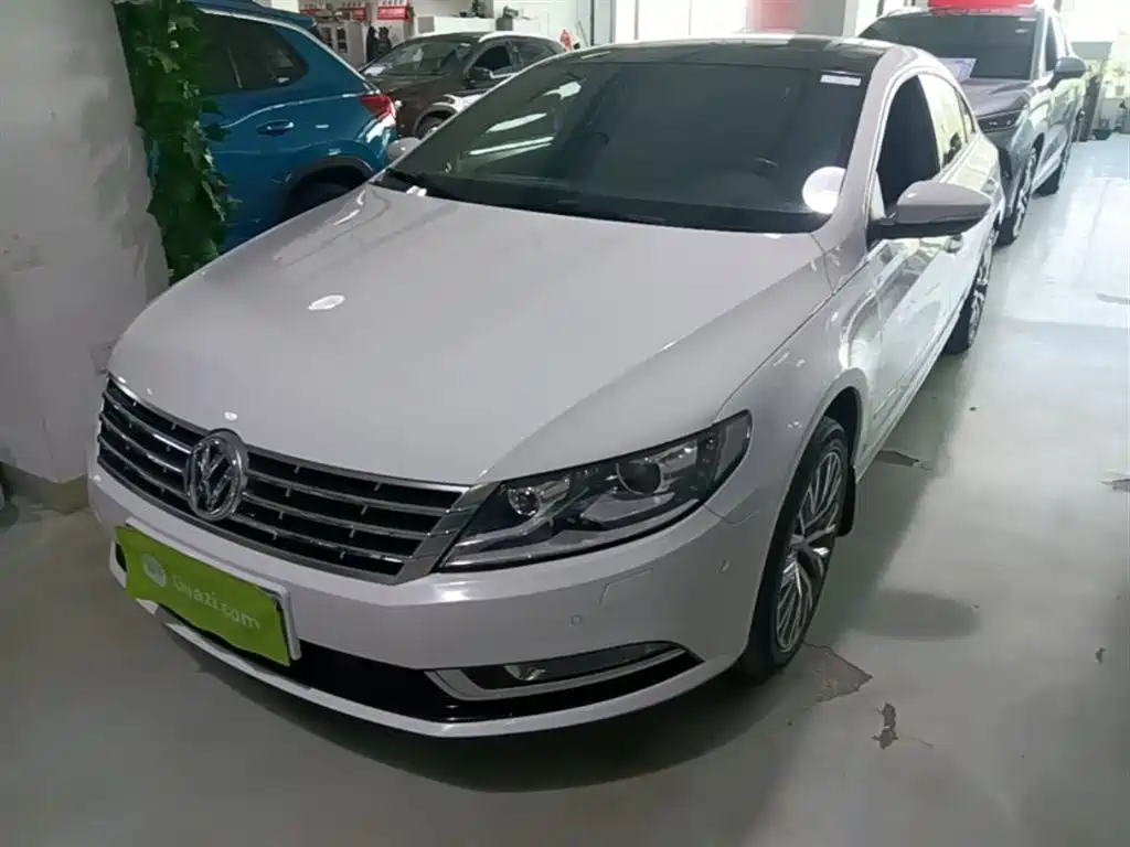 Volkswagen FAW-Volkswagen CC 2016 Model 2.0TSI Luxury фото 2