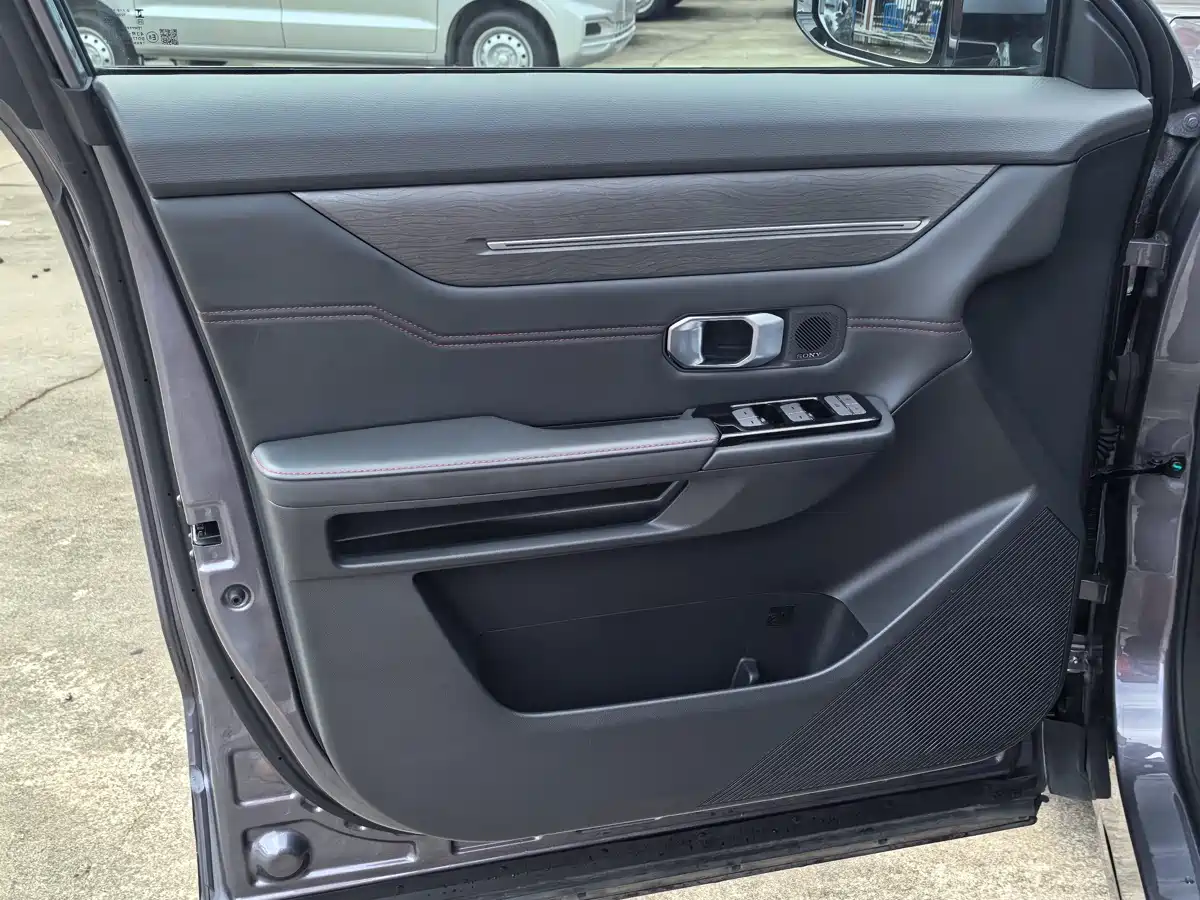 Jetour Dasheng 2025 2025 1.5TD DCT Flagship Edition