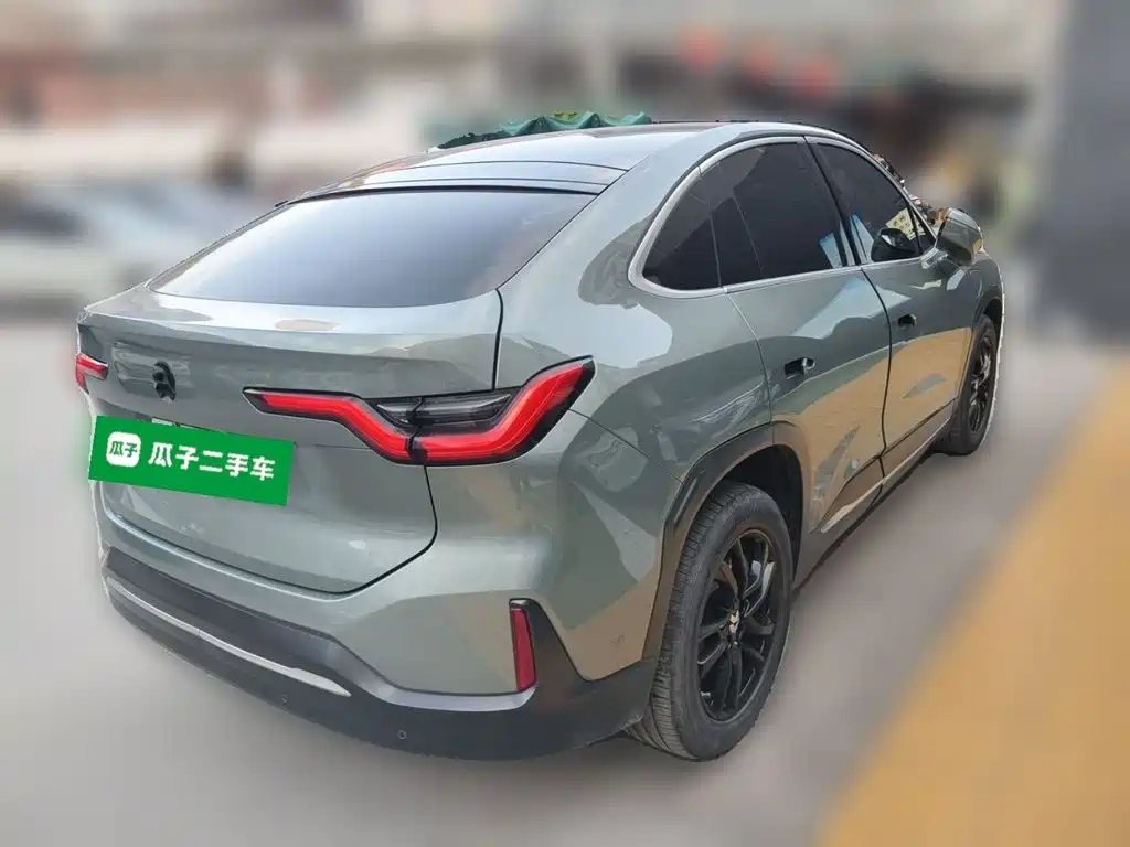Фото 4 - NIO EC6