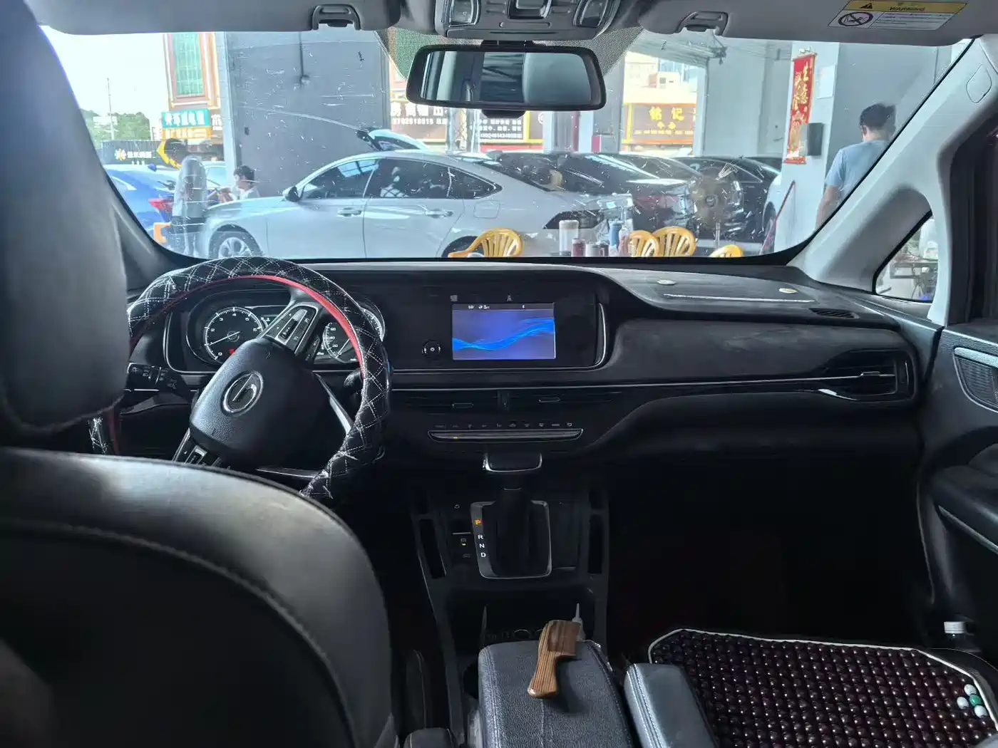 GAC Trumpchi Trumpchi M6 2021 270T DCT Luxury Edition (7-Seater) фото 8