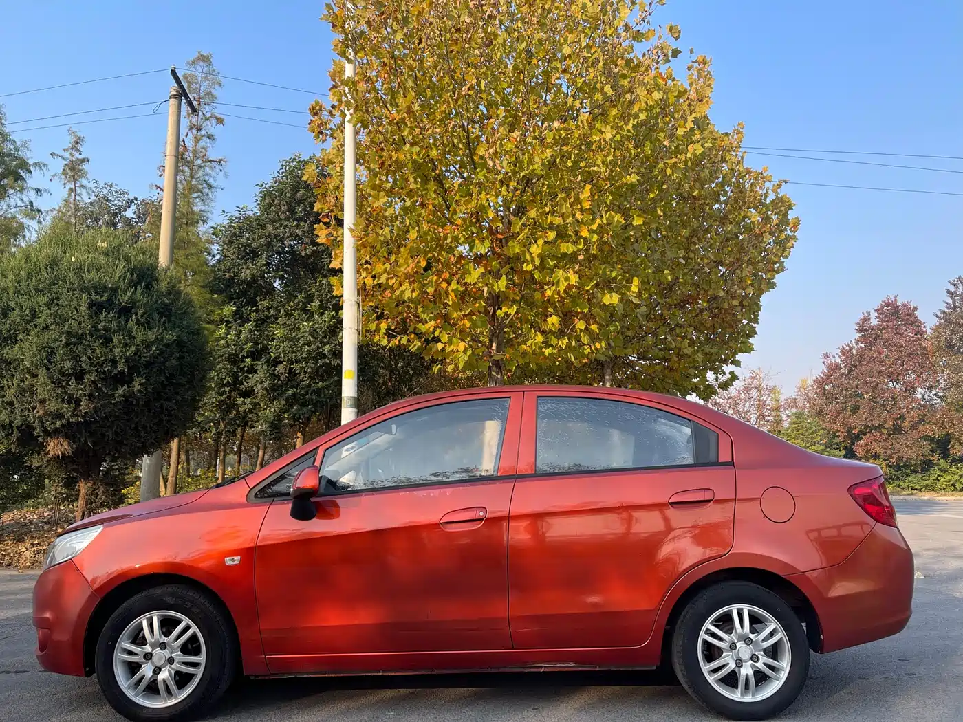Chevrolet Sail 2013 Sedan 1.4L AMT Premium Edition фото 4