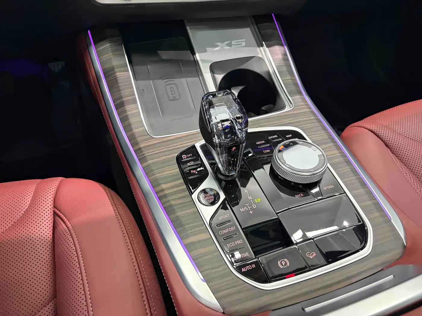 BMW X5 2022 Model xDrive 40Li M Sport Package фото 15