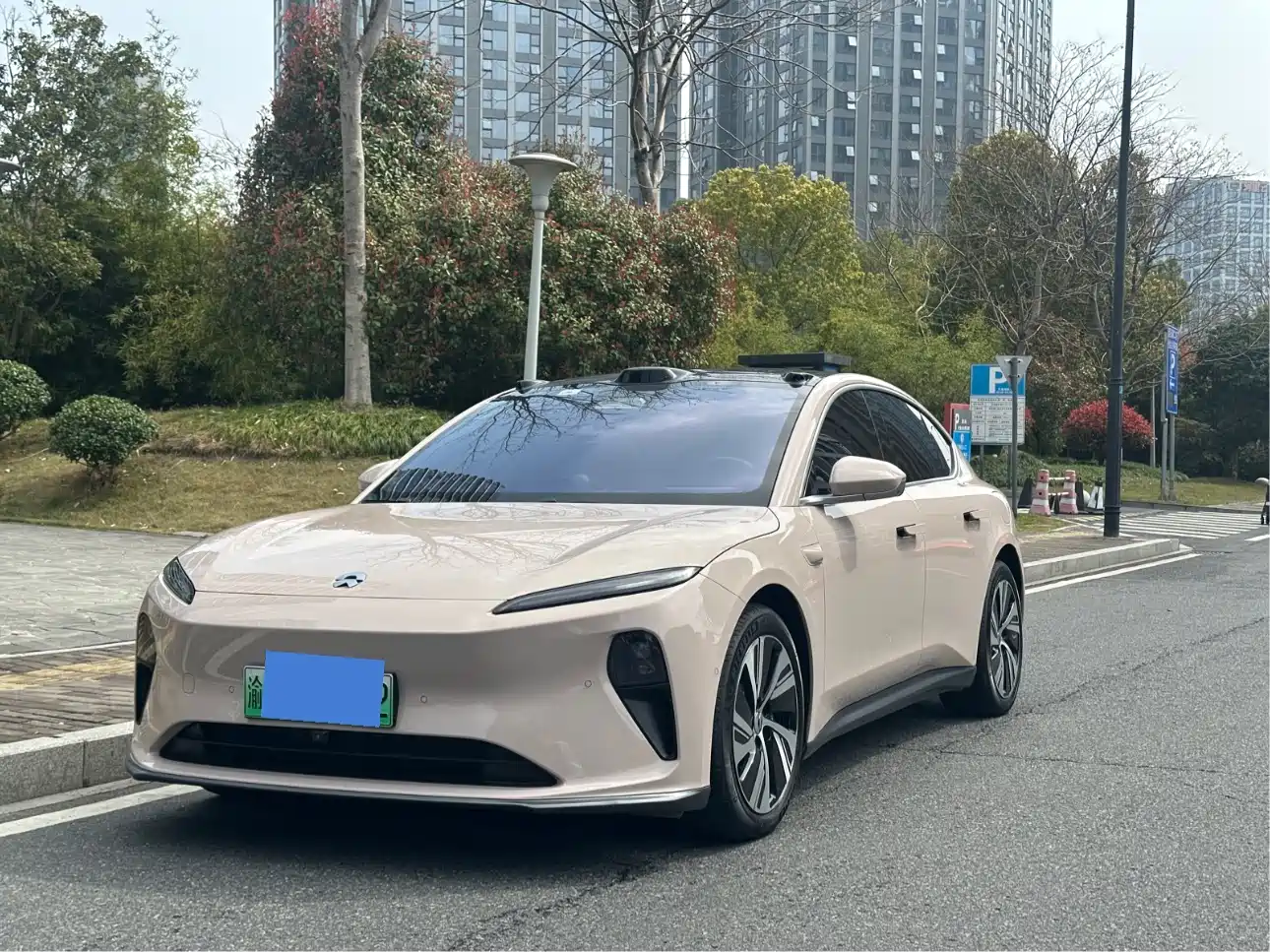 NIO NIO ET5