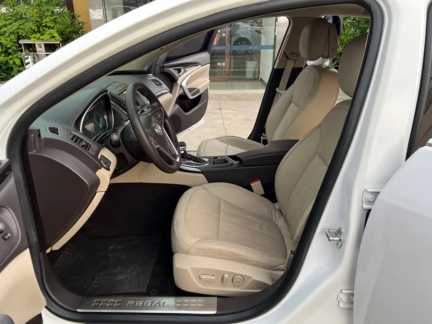 Buick Regal 2014 2.0L Elite Fashion Type фото 4