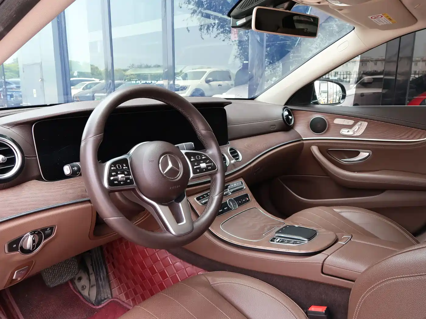 Mercedes-Benz E-Class 2020 E 300 L Fashion фото 5