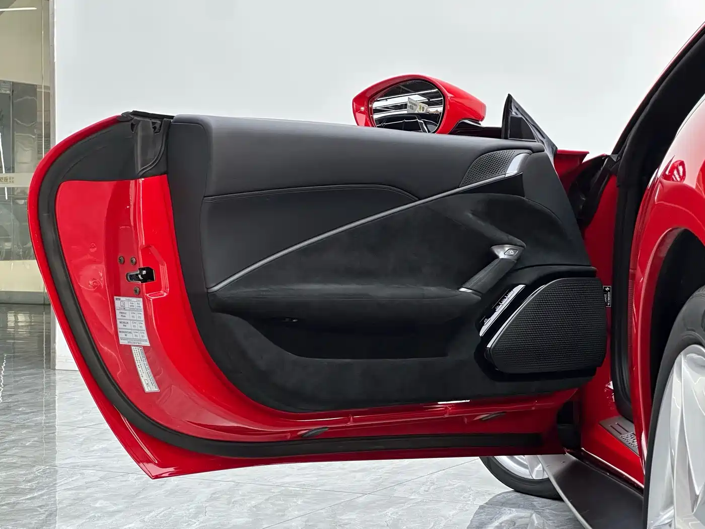 Ferrari Roma 2025 2020 3.9T V8