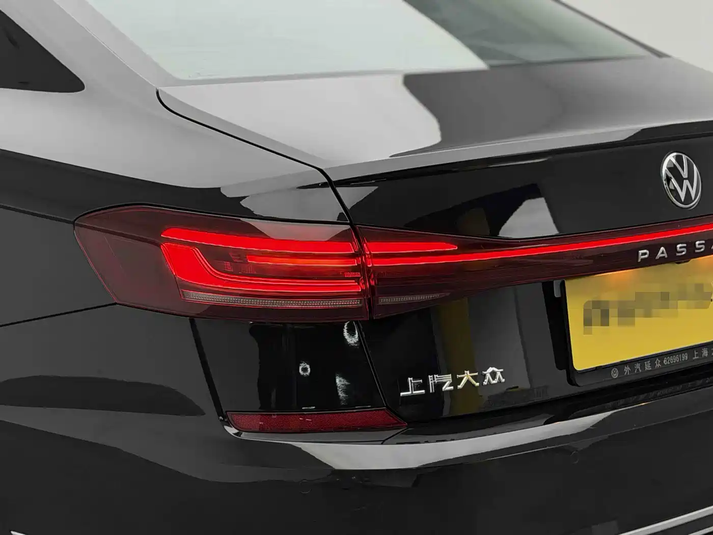 Volkswagen Passat 2024 380TSI Elite Edition фото 7