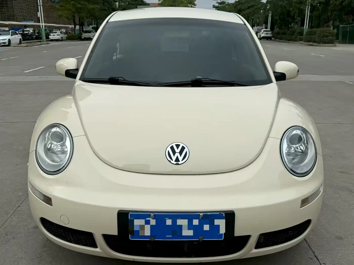 Volkswagen Beetle 2010 Model 1.6 AT фото 2