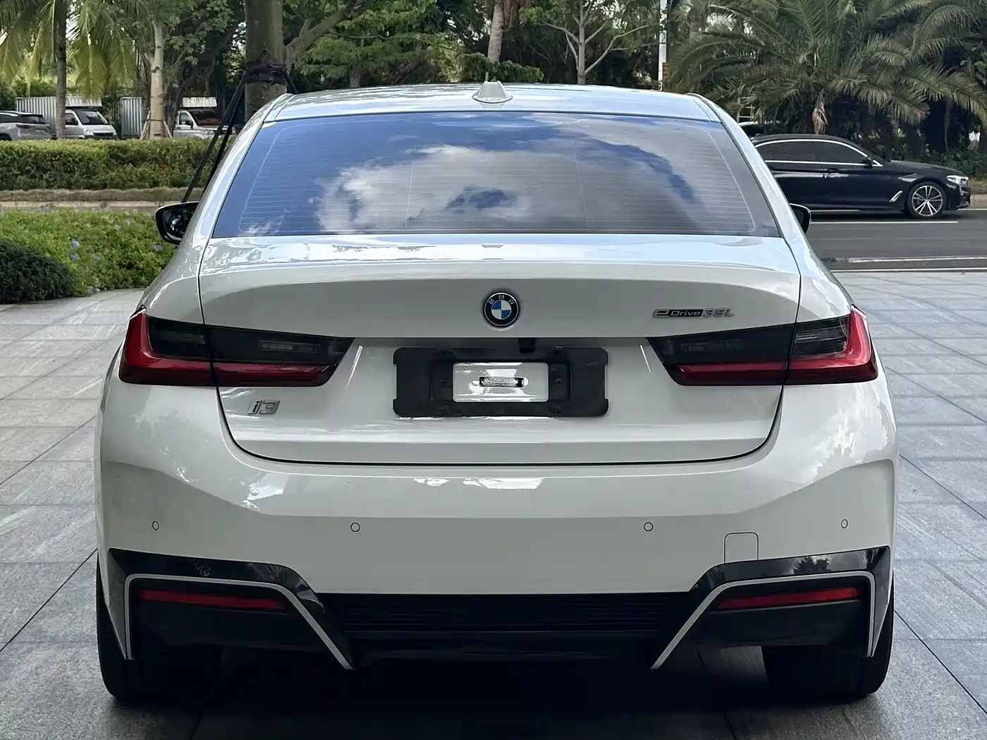 BMW i3 2022 2022 eDrive 35 L