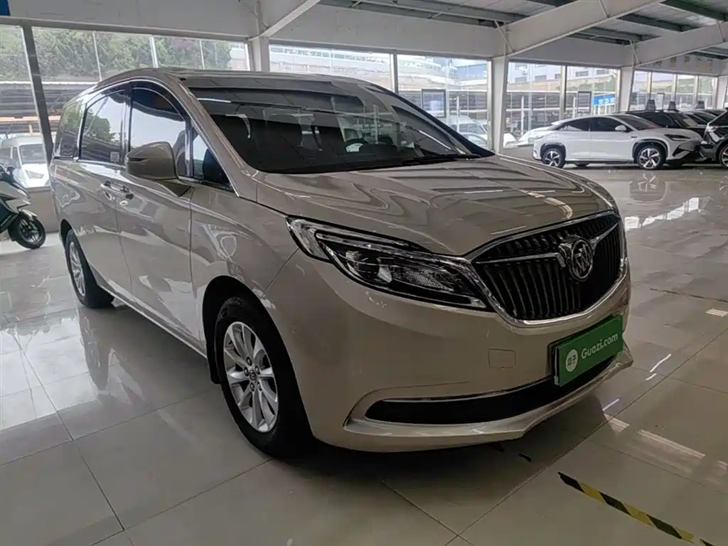 Buick GL8 2017 ES 28T Comfort Type China V фото 4