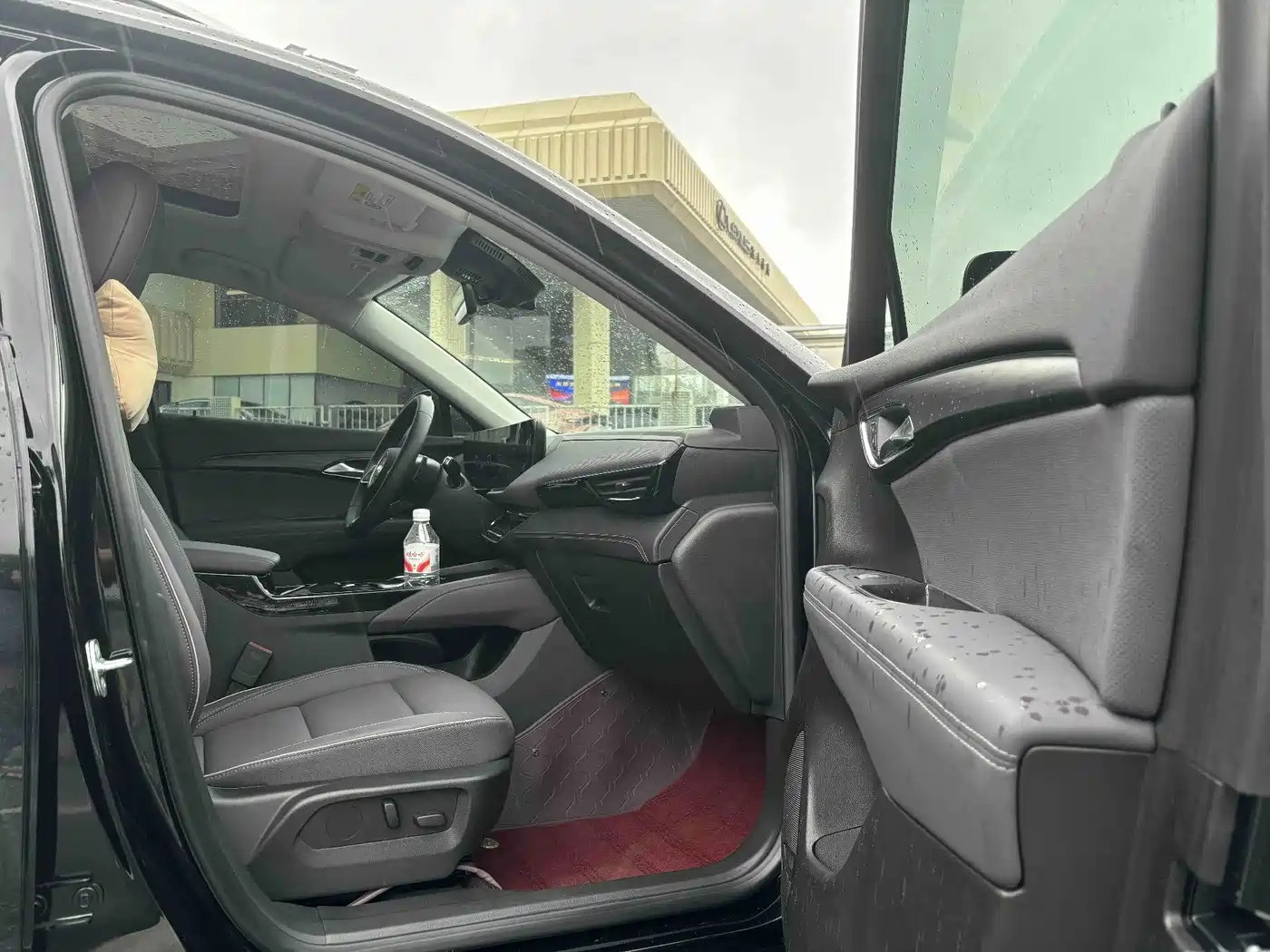 Buick Envision Plus 2025 2026 Buick Envision Plus 28T AWD Platinum Edition