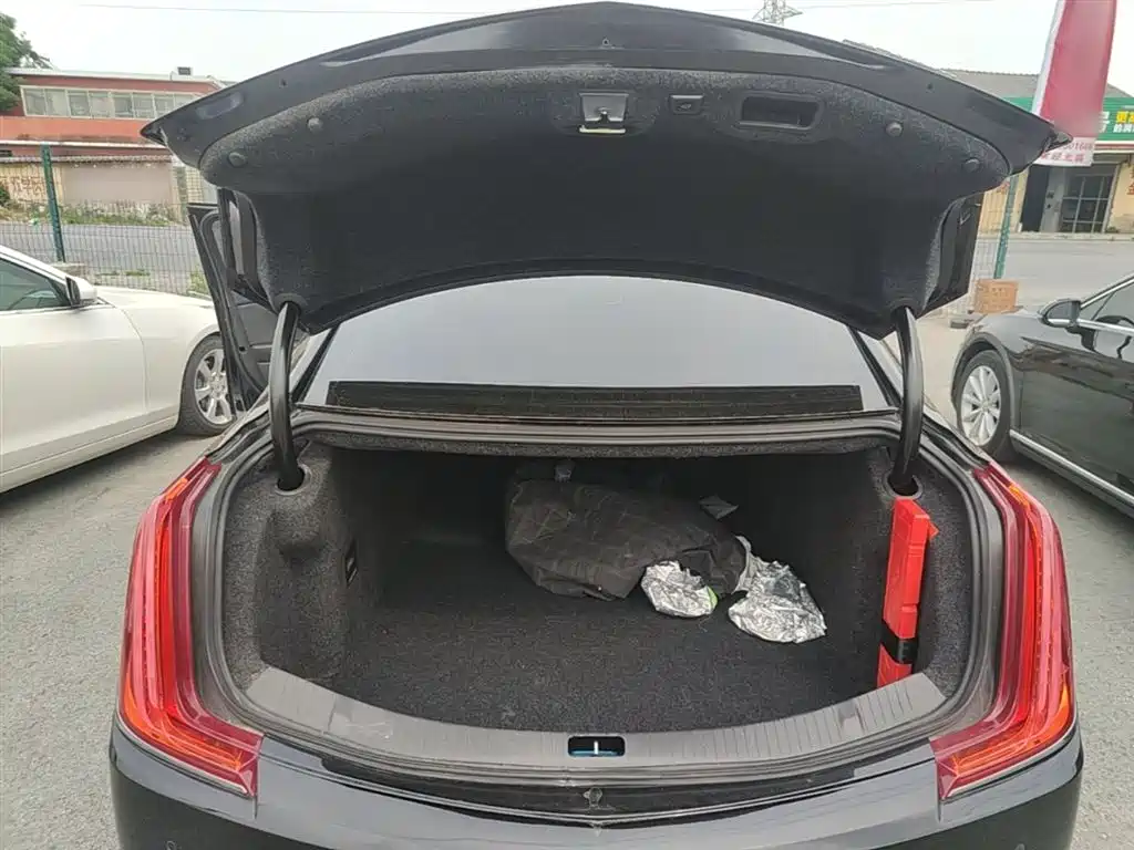 Cadillac XTS 2018 28T Elite фото 19