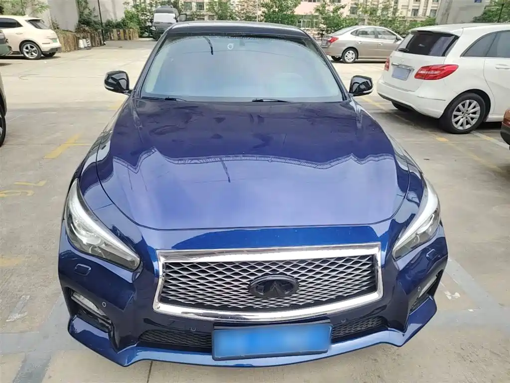 Фото 3 - Infiniti Q50L
