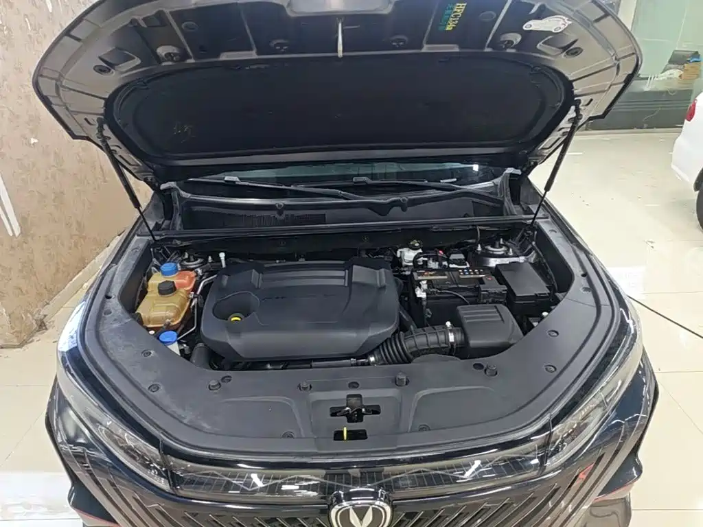 Фото 20 - Changan CS75 PLUS