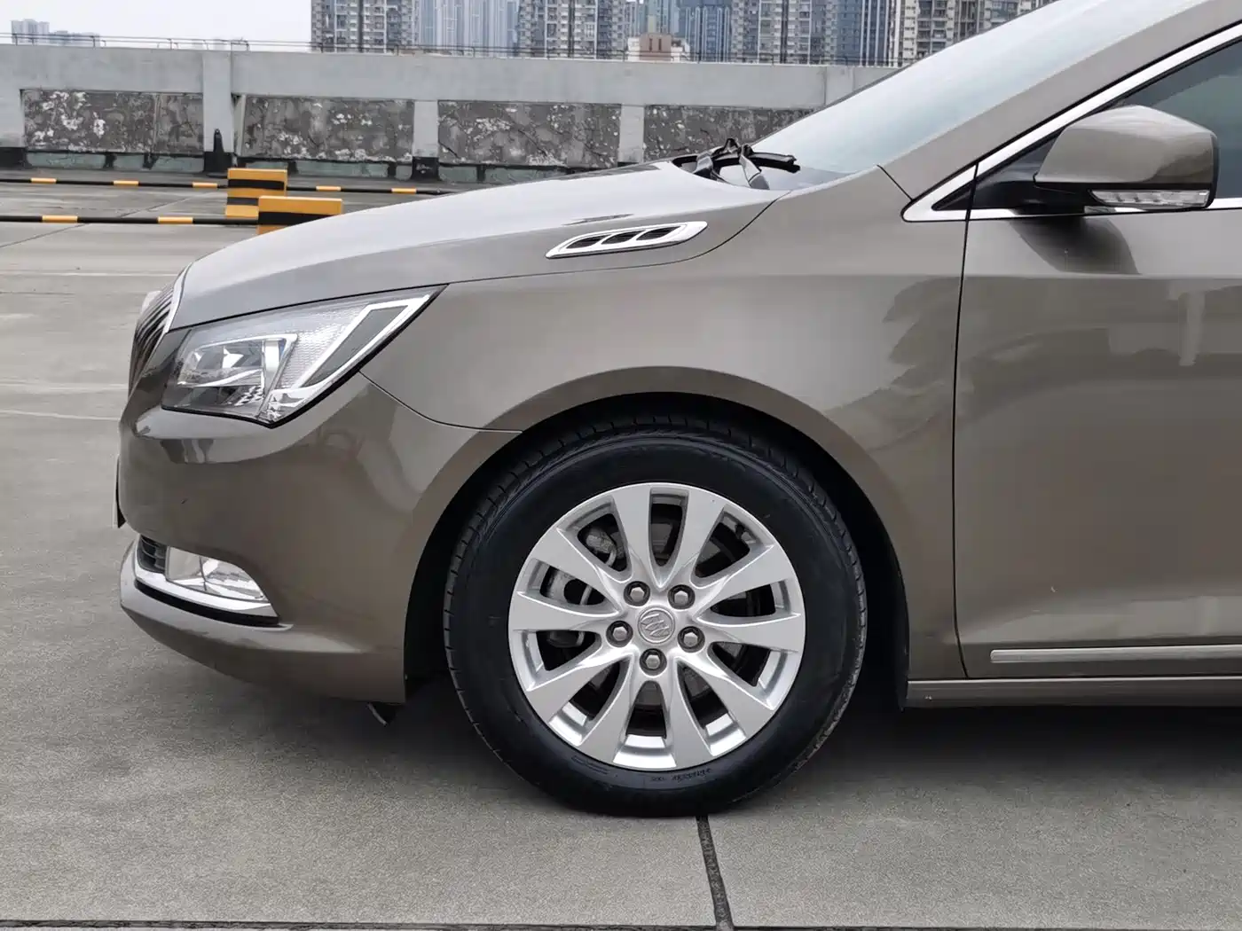 Buick LaCrosse 2013 2.4L SIDI Leading Comfort фото 3