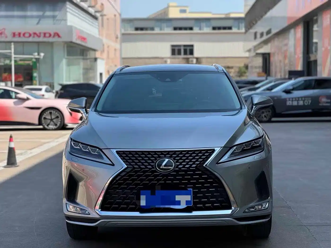 Lexus RX 2020 Facelift 300 AWD Elegance Edition фото 2
