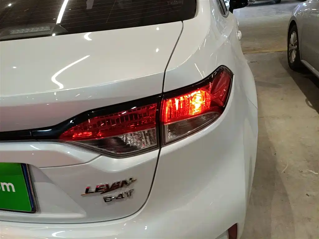 Toyota Levin 2021 185T CVT Luxury Edition фото 24