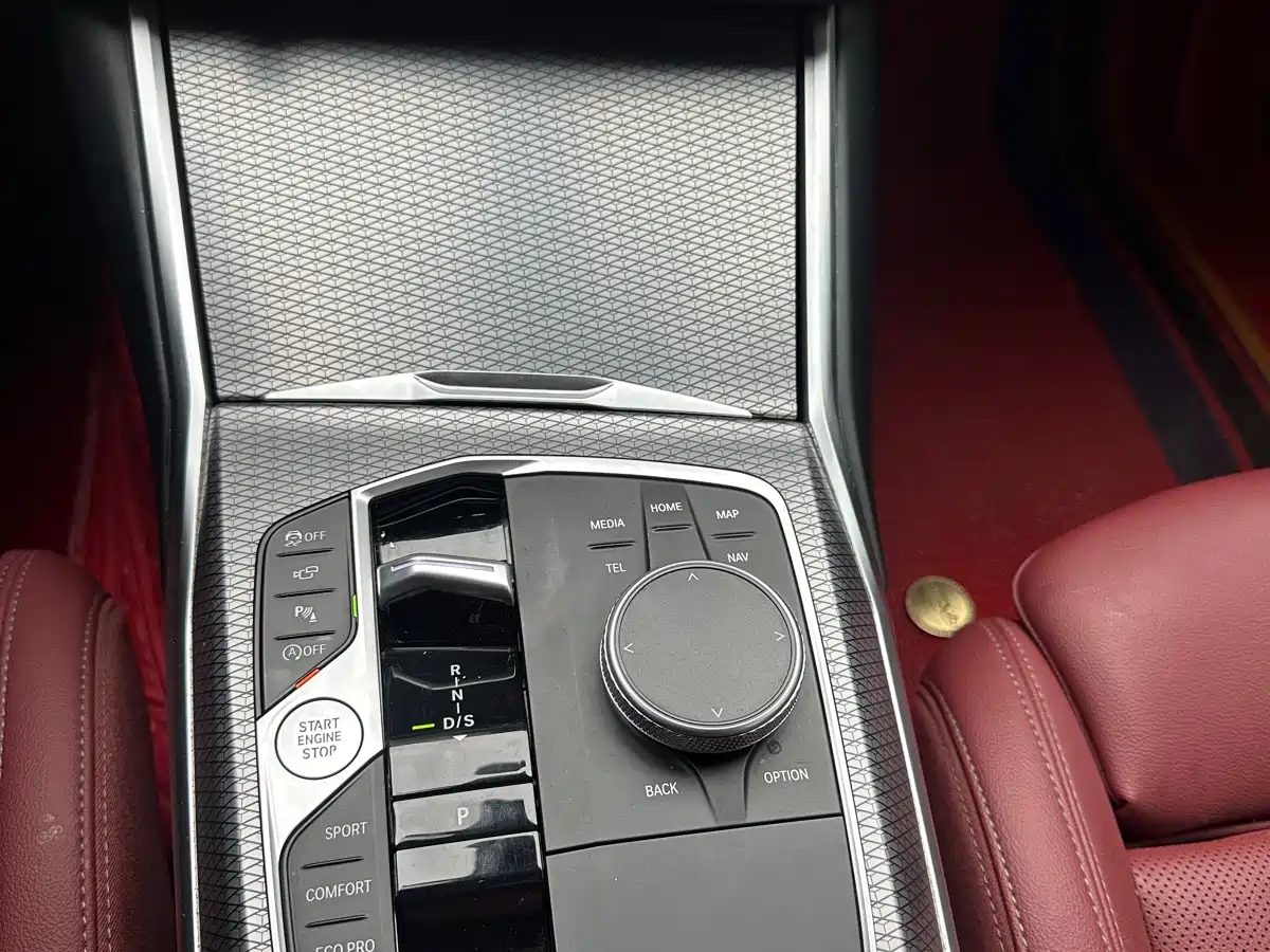 BMW 3 Series 2024 325i M Sport Shadowline Package фото 10