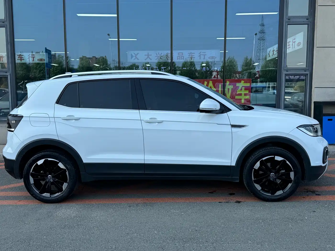 Volkswagen Tanying 2021 1.5L Automatic Smart Connect Edition фото 4