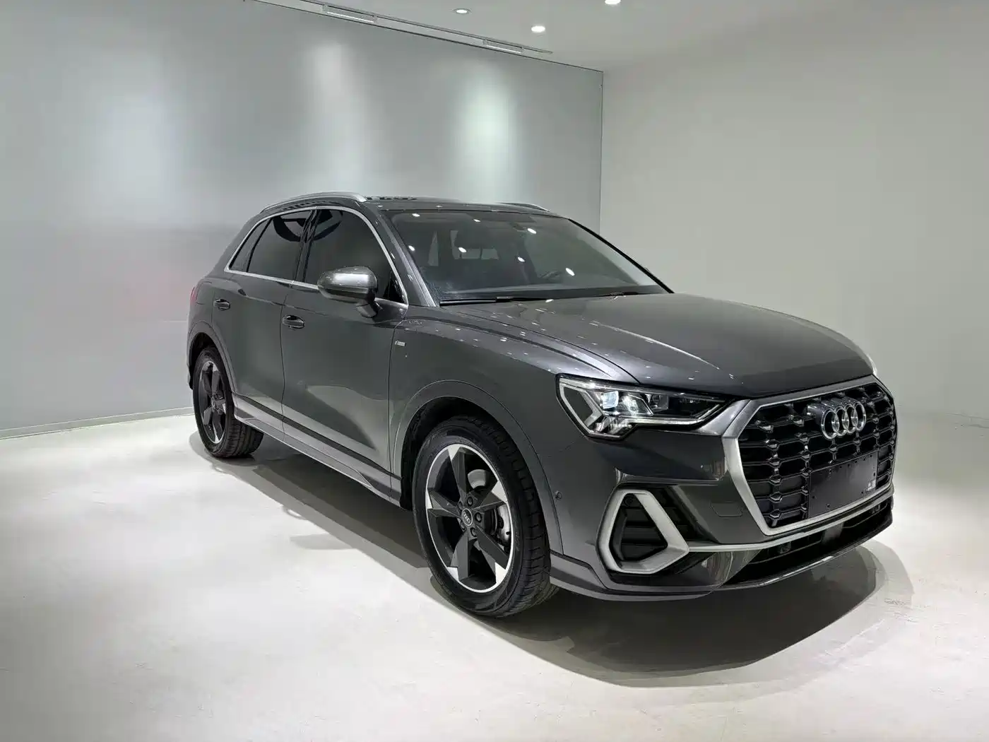 Audi Q3 2023 35 TFSI Fashion Dynamic (1.4T) фото 3