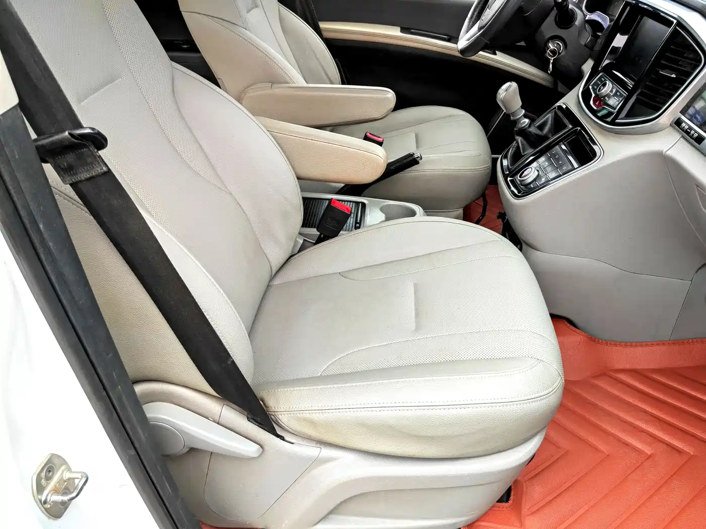 Фото 20 - JAC Refine Refine M4