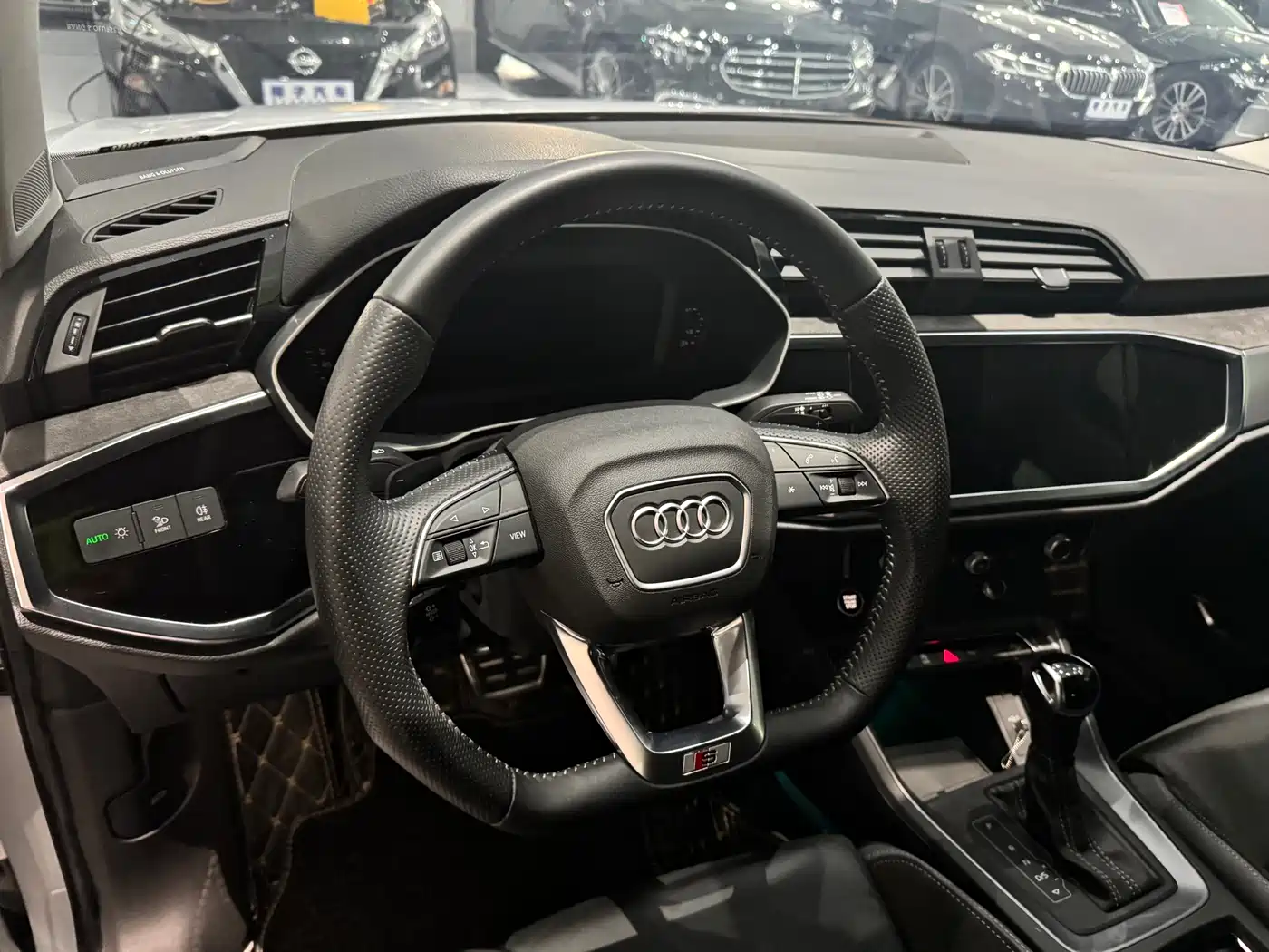 Audi Q3 Sportback 2020 45 TFSI quattro Custom Premium Edition фото 11