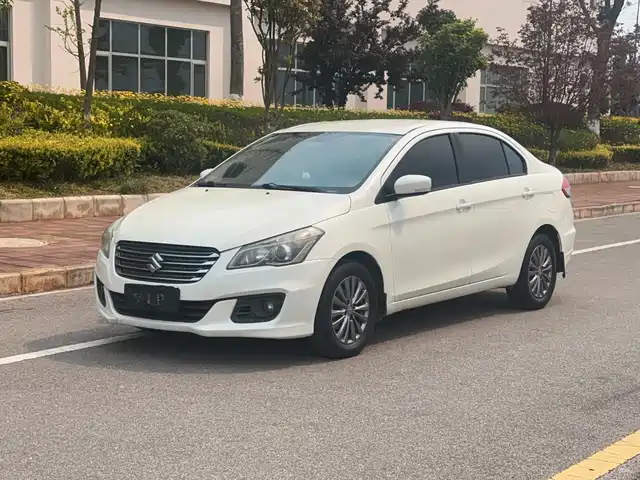  Suzuki Alivio 2015 1.6L Automatic Comfort