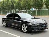 Photo 3 - Audi A7L
