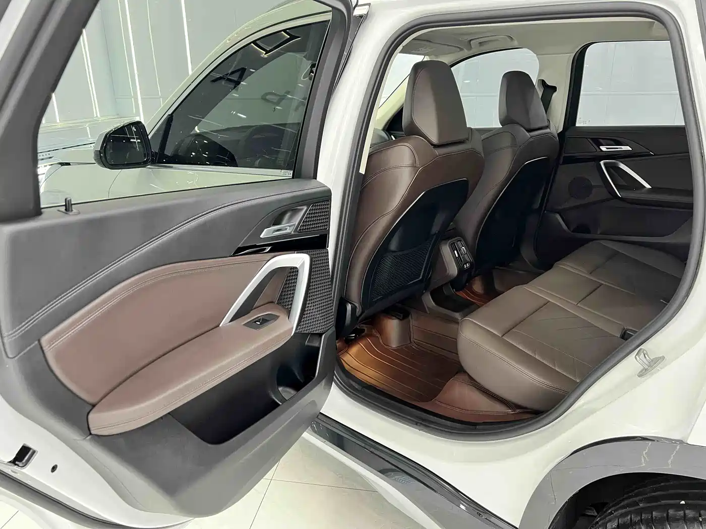 BMW X1 2023 sDrive20Li X Design Package фото 7